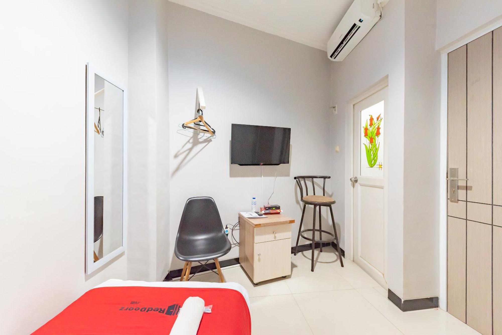 Reddoorz Near Botani Square Mall Bogor Dış mekan fotoğraf
