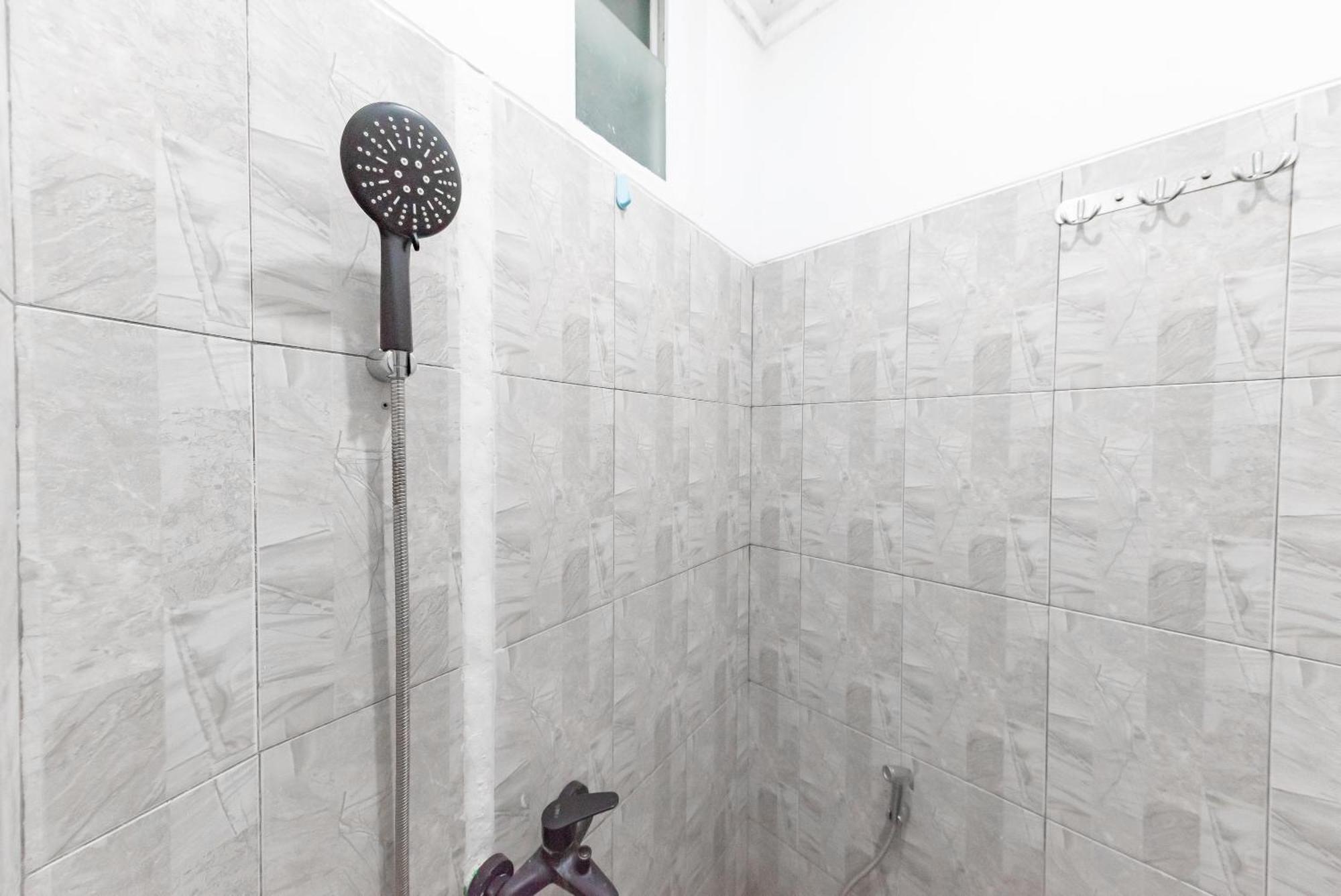 Reddoorz Near Botani Square Mall Bogor Dış mekan fotoğraf